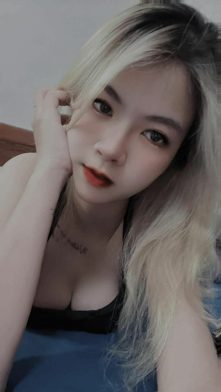 Đụ crush từ thời thơ ấu khi trở về quê
